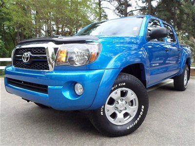 Sr5 trd off road toyota tacoma 4wd double v6 low miles double cab truck gasoline