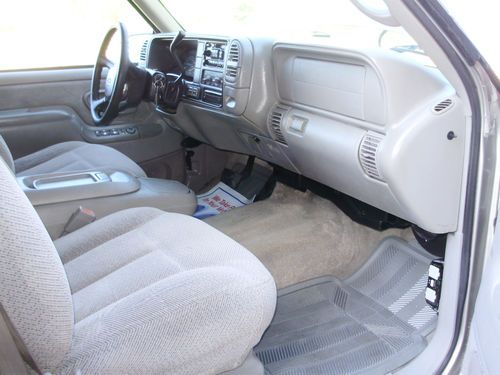 1999 Chevrolet Suburban LS 1500 4WD,Loaded,Rust Free,Very Clean., image 10