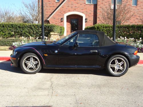 1999 bmw z3, 2.8 l  engine  6 cylinder, fast and confortable