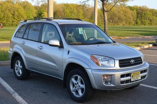 2003 toyota rav4 l sport utility 4-door 2.0l