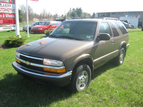 1999 chevrolet blazer base sport utility 2-door 4.3l, 85k miles, 5-speed