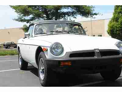 1978 MGB convertible sporty summertime fun, image 3