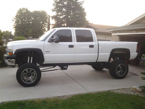 02' chevy 4x4 hd 2500 duramax diesel crew cab "lifted"