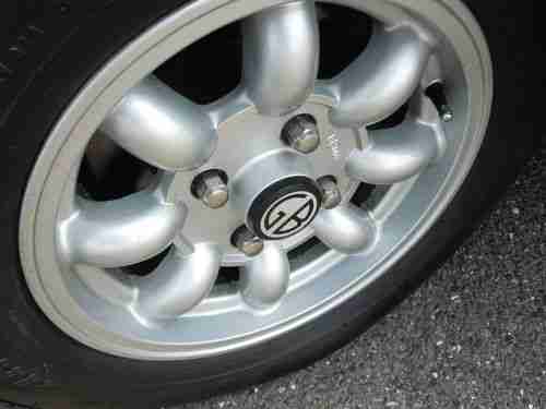 1977 MGB Convertible Classic Fully Restored Over 15k Invested!, image 2