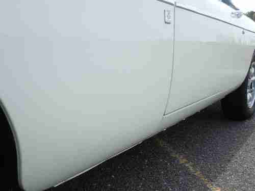 1977 MGB Convertible Classic Fully Restored Over 15k Invested!, image 3