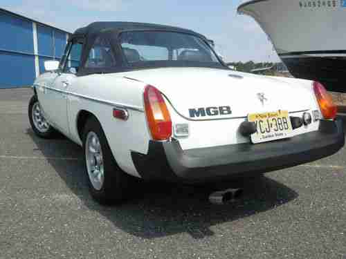 1977 MGB Convertible Classic Fully Restored Over 15k Invested!, image 4