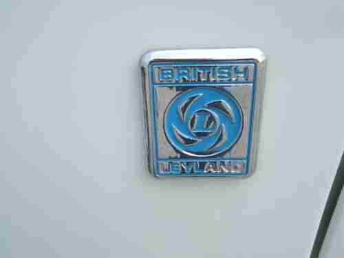 1977 MGB Convertible Classic Fully Restored Over 15k Invested!, image 10