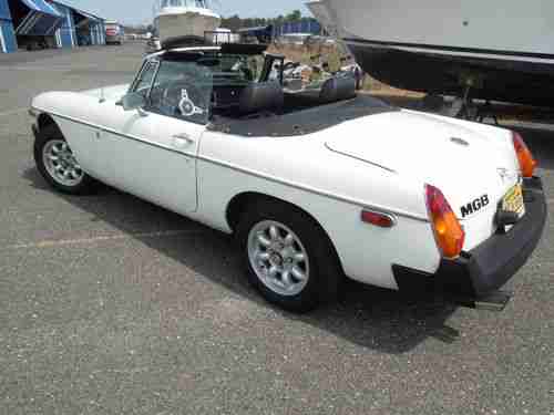 1977 MGB Convertible Classic Fully Restored Over 15k Invested!, image 21