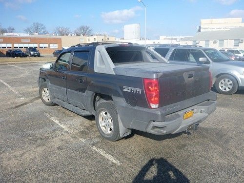 2004 chevrolet avalanche 1500 z66 crew cab pickup 4-door 5.3l