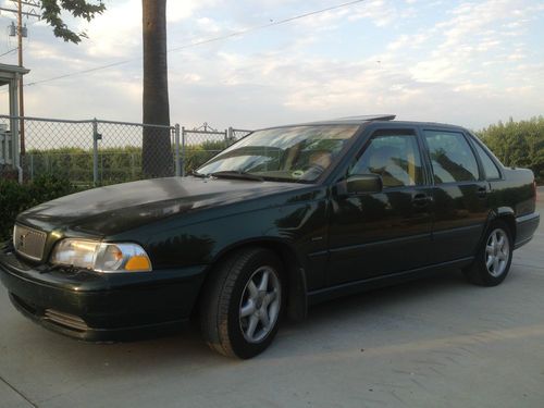 1998 volvo s70 4-door reliable, air conditioning, automatic, sport economy mode