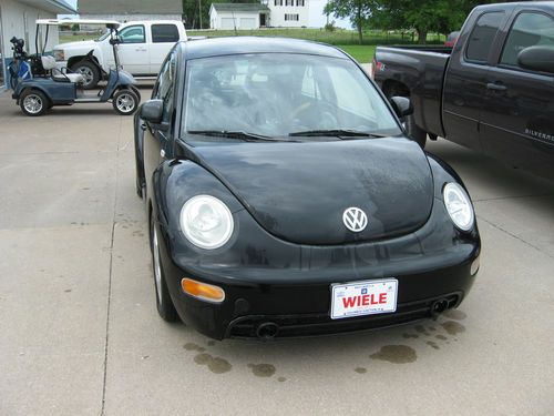 1999 volkswagen beetle hatchback 2-door 1.9l