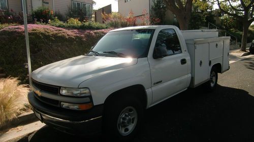 2000 silverado 2500 work truck w/ service bed *** one owner 54,500 miles