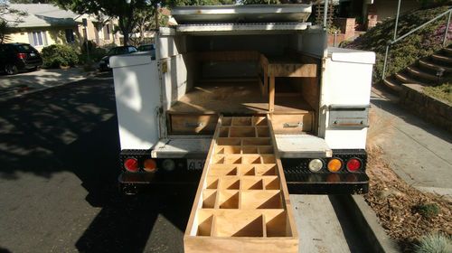 2000 Silverado 2500 work truck W/ service bed *** ONE OWNER 54,500 miles, image 4