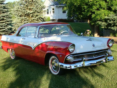 1955 ford fairlane victoria