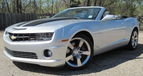 2011 chevrolet camaro 2ss rs convertible less han 4000 miles. like new!