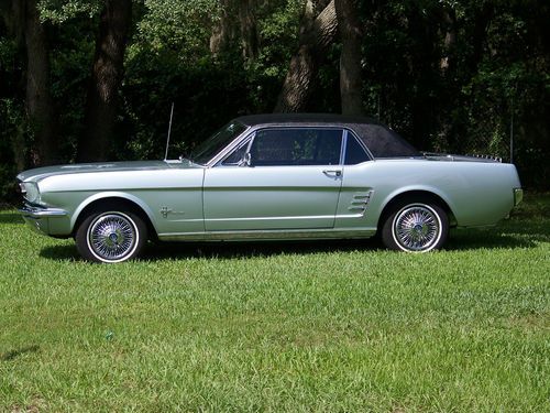 1966 MUSTANG EXCELLENT CONDITION WITH RARE OPTIONS AND STILL HAS THE BUCK TAG, image 2