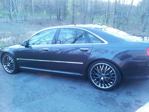 2006 audi a8 quatro **like new**