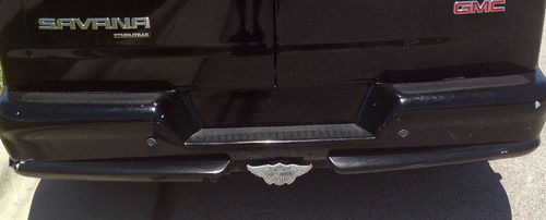 9 passenger,totally blacked out w/ ground effects, all black leather interior., image 10