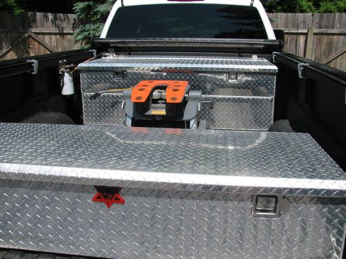 2011 4x4 GMC 3500 HD Sierra SLT DRW with 5th Wheel & Camp Trailer Towing, image 9