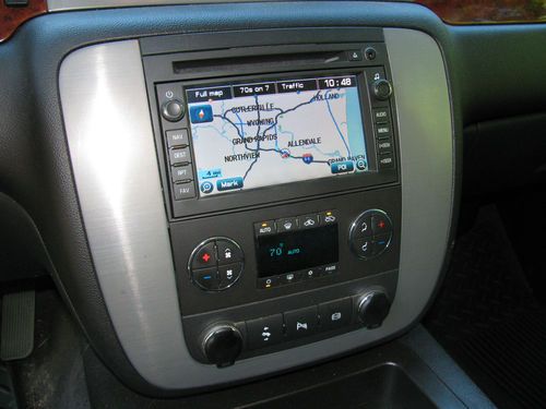 2011 4x4 GMC 3500 HD Sierra SLT DRW with 5th Wheel & Camp Trailer Towing, image 10