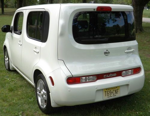 2009 Nissan Cube SL Wagon 4-Door 1.8L, image 8