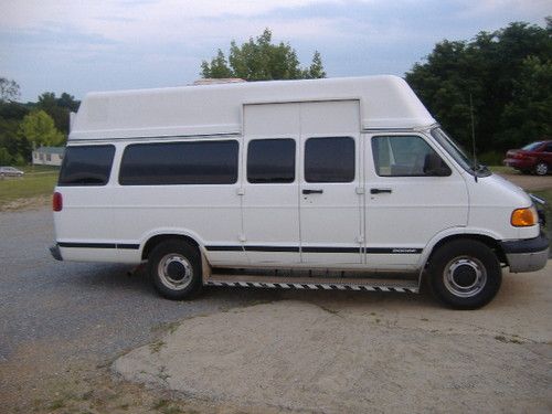 Dodge ram van 3500 10 passenger