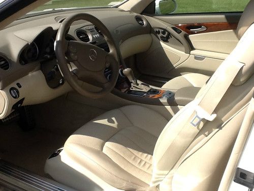 WOW! 2007 SL55 AMG Mercedes Benz Hard Top Convertible Rare White, image 21