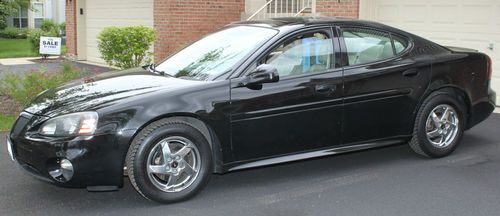 2004 pontiac grand prix gt2 sedan 4-door 3.8l black heads-up display great cond.