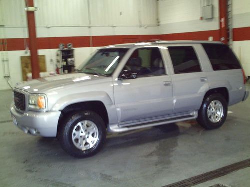 1999 yukon denali runs good escalade no reserve