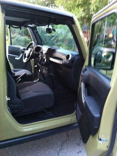 2013 JEEP WRANGLER UNLIMITED RUBICON ***NO RESERVE***, image 17