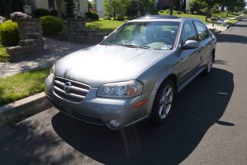 2003 nissan maxima se sedan 4-door 3.5l