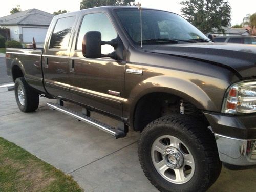 ******nice ford f350 fx4 lariat crewcab diesel low miles******