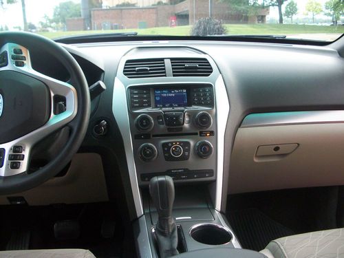 2013 Ford Explorer Base Sport Utility 4-Door 3.5L,CLEAR,NO RESERVE, image 24