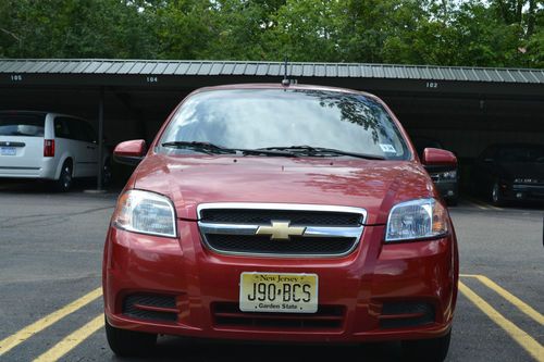 2009 chevrolet aveo lt sedan 4-door 1.6l