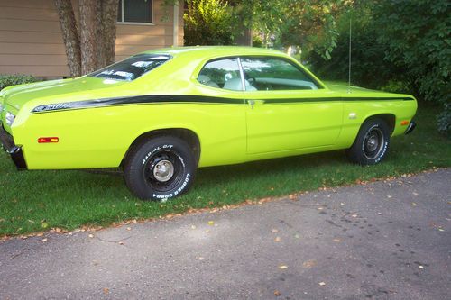 1972 duster, 340 318 4bbl edelbrock, new paint, and tires wisconsin