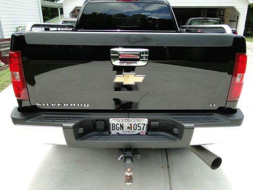 2008 Chevrolet Silverado 2500 HD LT2  Crew Cab Pickup 4-Door 6.6L, image 5