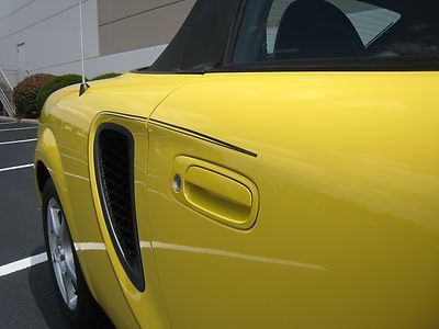 2000 Toyota MR2 Spyder Solar yellow Leather, US $12,500.00, image 12