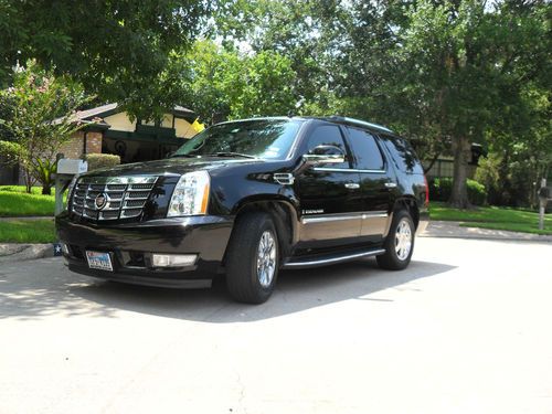 Clean cadillac escalade