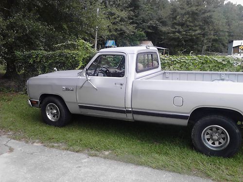 1987 dodge ram longbed truck,good condition,great interior.good a/t tires