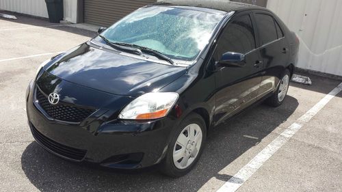 2009 toyota yaris base sedan 4-door 1.5l, ac (no dealer fee) pwr windows &amp; locks