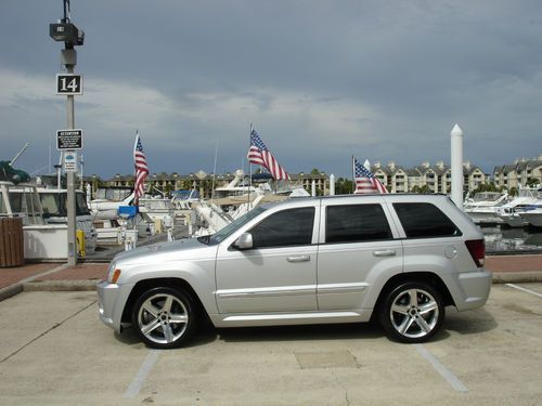 2007 jeep grand cherokee srt8 with mods! rare fast reliable
