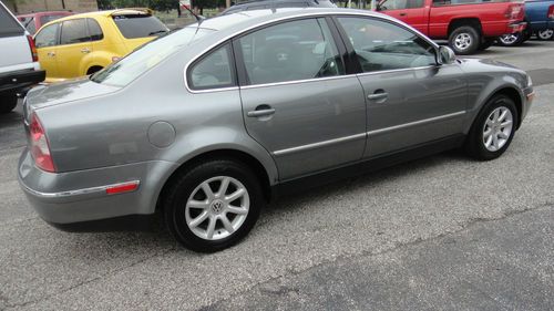 2004 Volkswagon Passat GLX 4 Motion PRISTINE Automatic Leather Moonroof, image 4