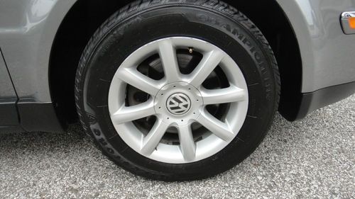 2004 Volkswagon Passat GLX 4 Motion PRISTINE Automatic Leather Moonroof, image 9