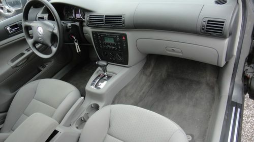 2004 Volkswagon Passat GLX 4 Motion PRISTINE Automatic Leather Moonroof, image 18