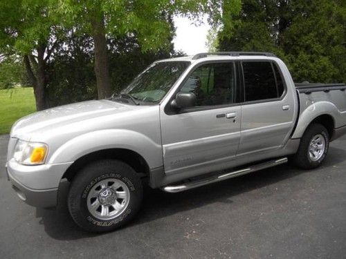 2001 ford explorer sport trac  hard to find!! 4 x 4