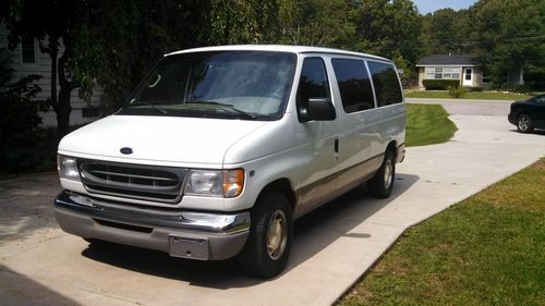 2001 ford e-150 econoline base standard cargo van 2-door 5.4l