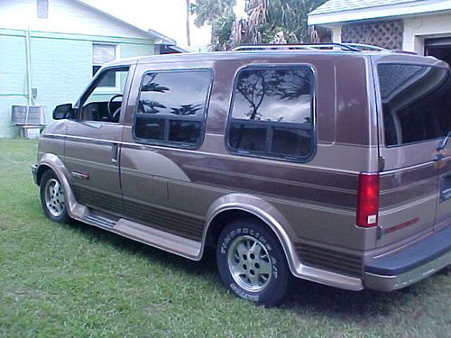 1994 chevy astro  van awd