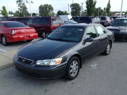 2000 toyota camry le