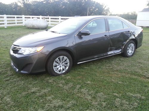 2013 toyota camry le