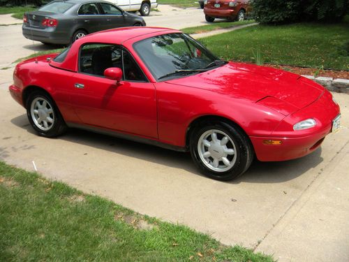 1991 mazda miata base convertible 2-door 1.6l